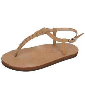 NEW Rainbow T Street ankle strap tan sandals